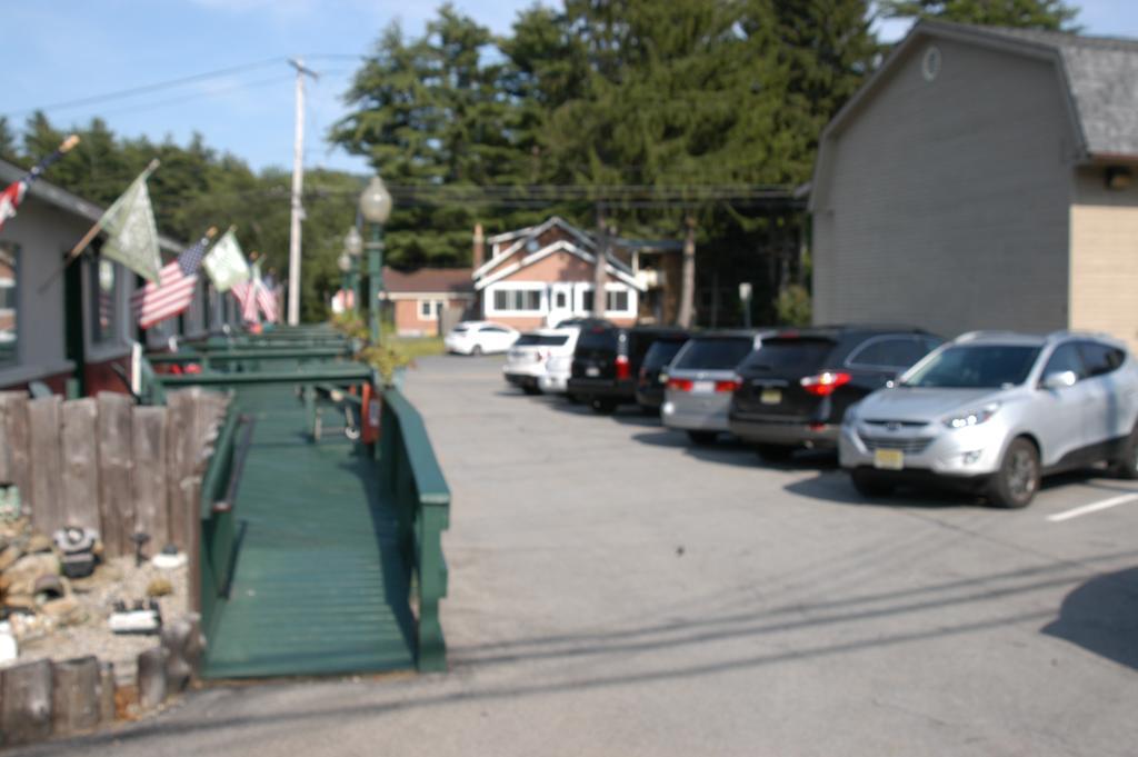 Lincoln Log Colony Lake George Quarto foto