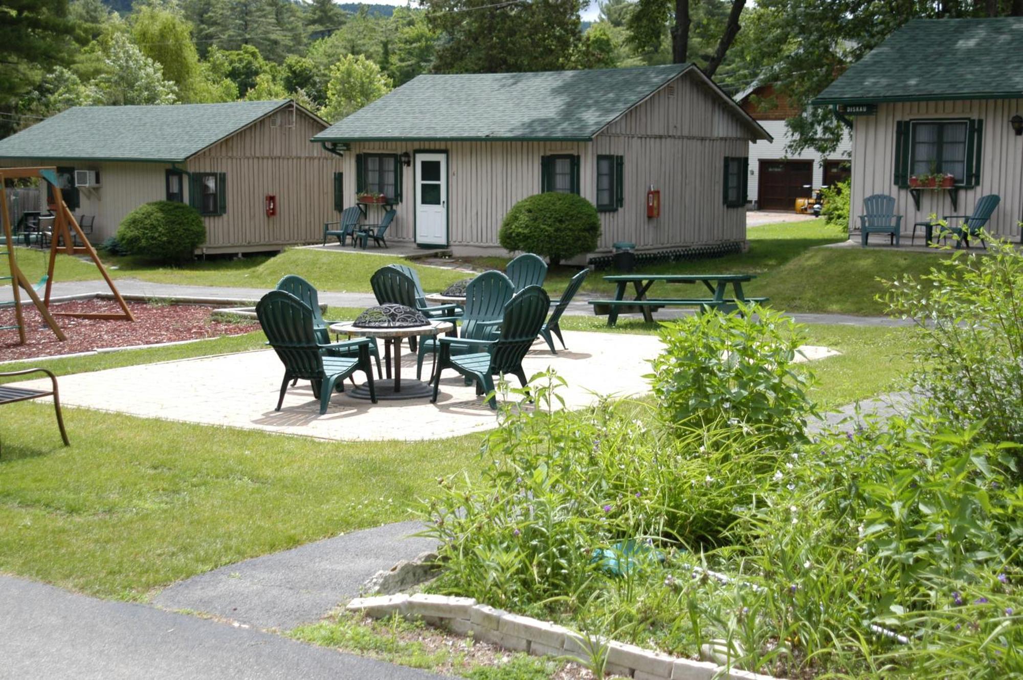 Lincoln Log Colony Lake George Quarto foto
