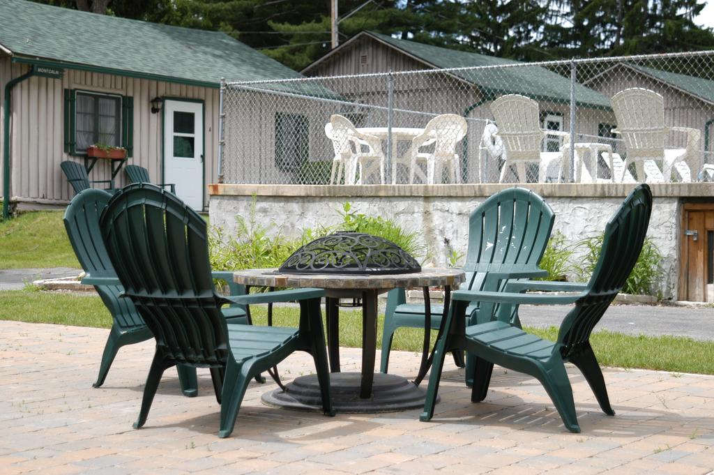 Lincoln Log Colony Lake George Quarto foto