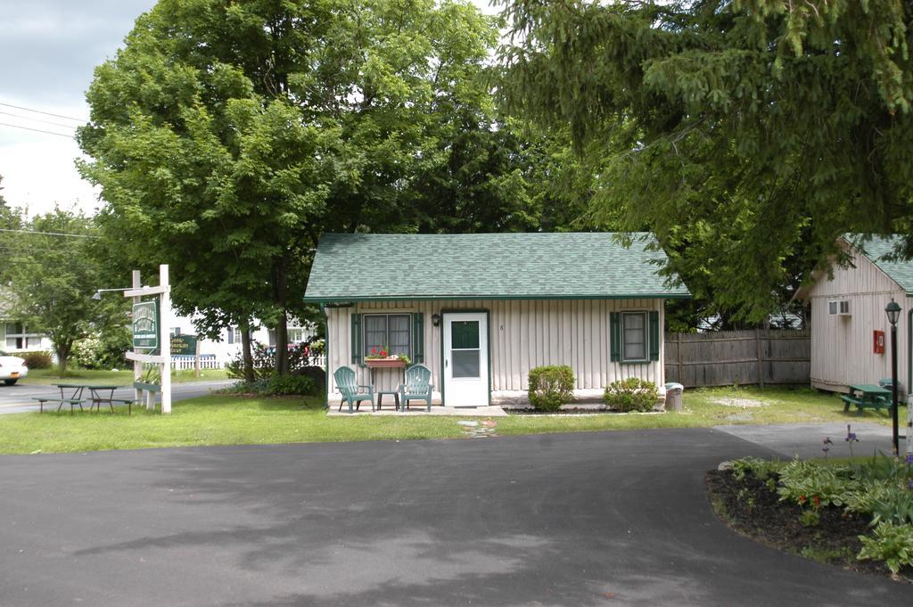 Lincoln Log Colony Lake George Quarto foto